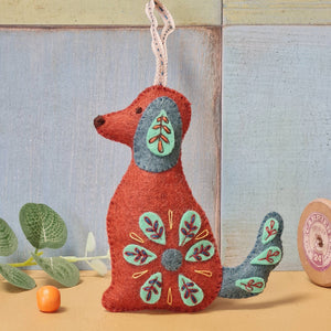 Corinne Lapierre Folk Dog Felt Craft Mini Kit