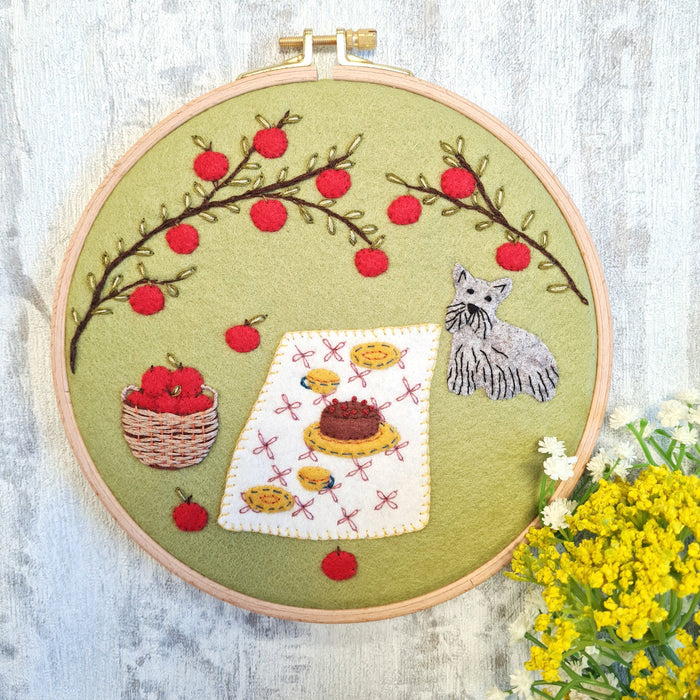 Corinne Lapierre Picnic in the Orchard Appliqué Hoop Craft Kit