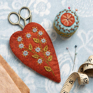 Corinne Lapierre Scissors Pouch and Mini Pin Cushion Felt Craft Mini Kit