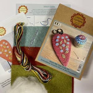 Corinne Lapierre Scissors Pouch and Mini Pin Cushion Felt Craft Mini Kit