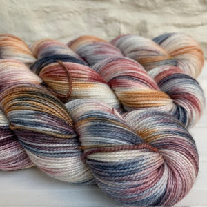 Sea Urchins Hand Dyed 4ply yarn